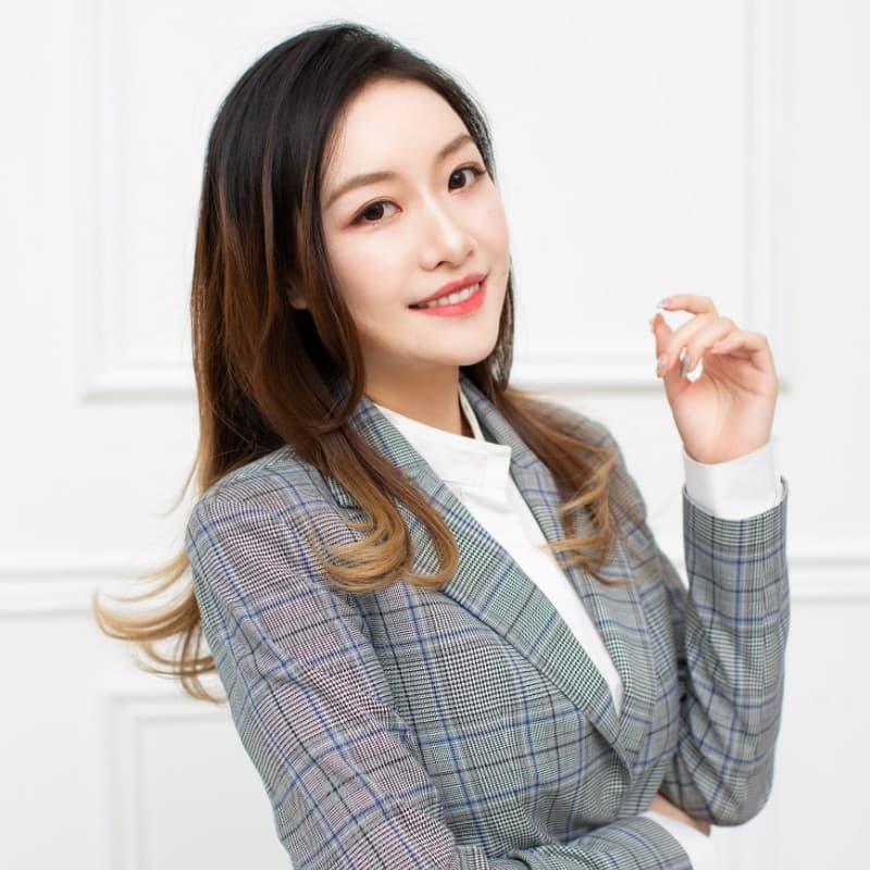 Crystal Z. profile